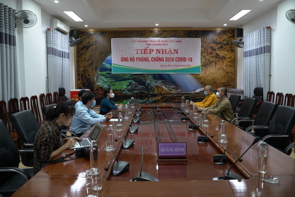 Quang cảnh buổi tiếp nhận Quang cảnh buổi tiếp nhận