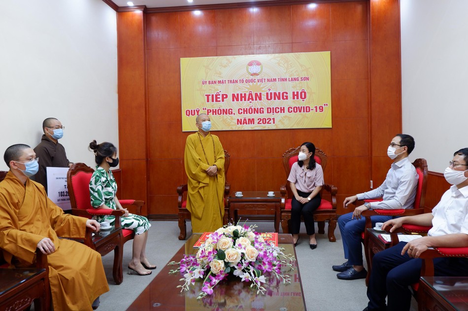 Thượng tọa Thích Quảng Truyền phát biểu Thượng tọa Thích Quảng Truyền phát biểu