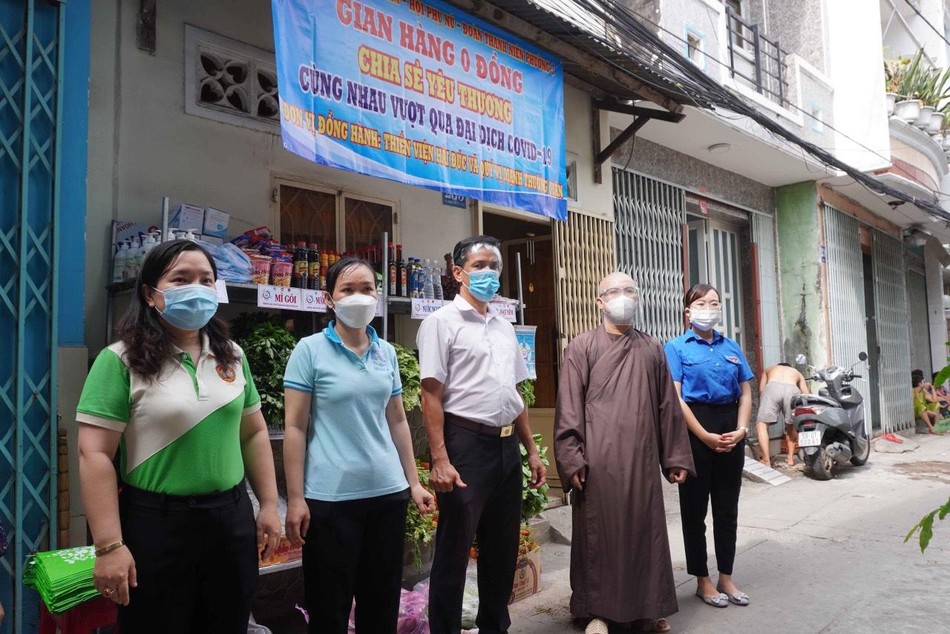 Gian hàng 0 đồng của thiền viện Hải Đức Gian hàng 0 đồng của thiền viện Hải Đức