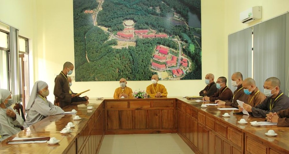 Hòa thượng Viện trưởng chủ tọa buổi họp thành lập Hội đồng thi tốt nghiệp Hòa thượng Viện trưởng chủ tọa buổi họp thành lập Hội đồng thi tốt nghiệp