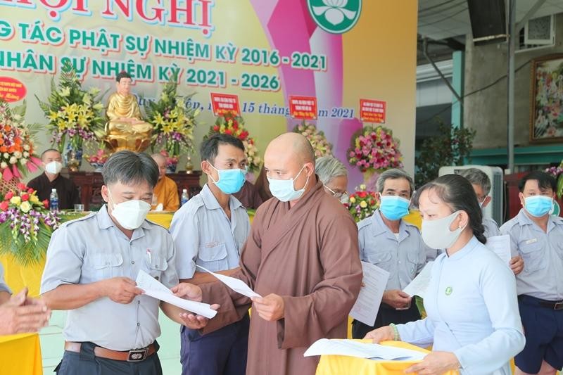 Trao quyết định bổ nhiệm nhân sự nhiệm kỳ 2021-2026 Trao quyết định bổ nhiệm nhân sự nhiệm kỳ 2021-2026