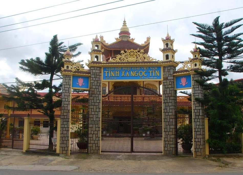 Tịnh xá Ngọc Tín, Đà Lạt cửa đóng, then cài phòng chống dịch Tịnh xá Ngọc Tín, Đà Lạt cửa đóng, then cài phòng chống dịch