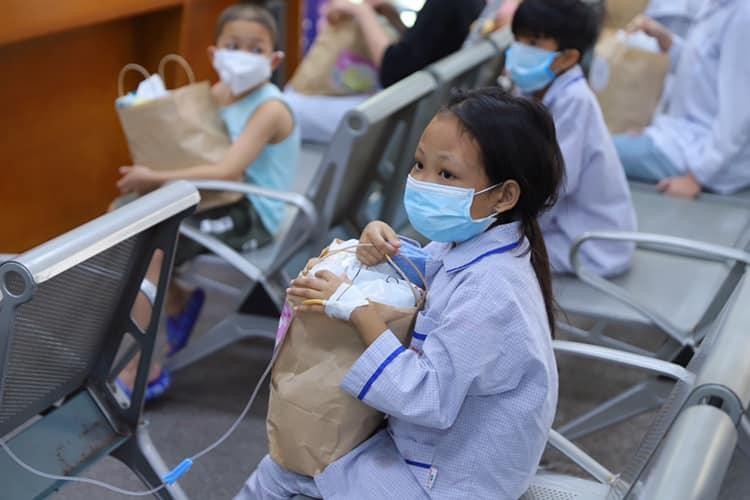 Một mùa trung thu ấm áp với các bệnh nhi Một mùa trung thu ấm áp với các bệnh nhi