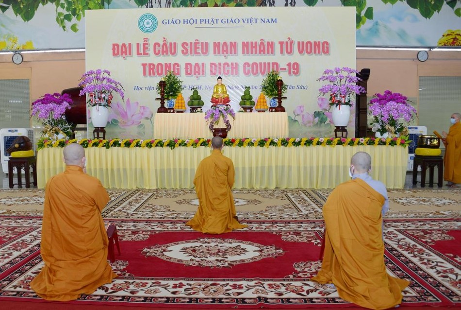 Đại lễ cầu siêu đồng bào tử nạn trong đại dịch Covid-19 ở Học viện Phật giáo VN tại TP.HCM - Ảnh: Bảo Toàn Đại lễ cầu siêu đồng bào tử nạn trong đại dịch Covid-19 ở Học viện Phật giáo VN tại TP.HCM - Ảnh: Bảo Toàn