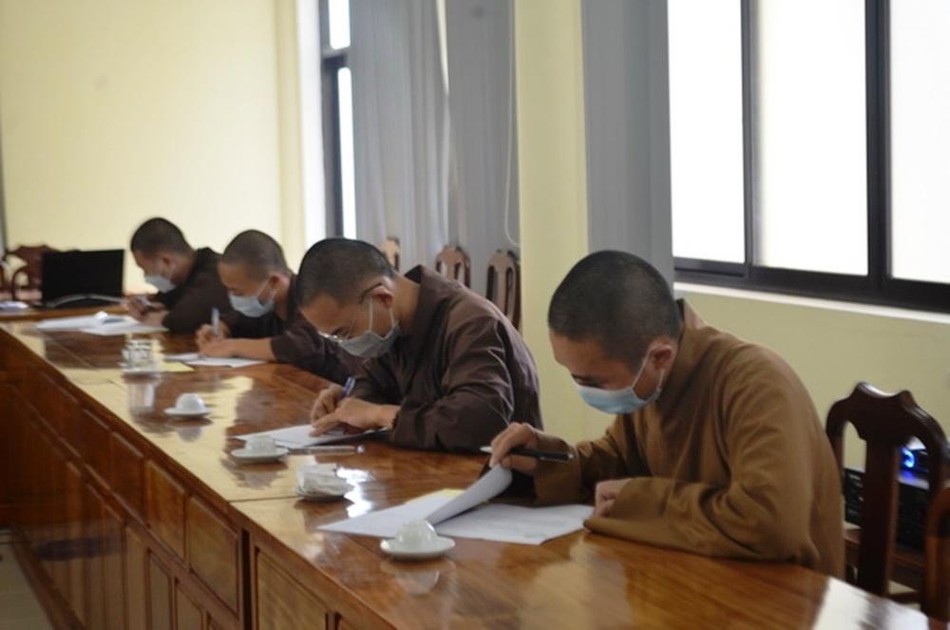 Các thí sinh sau khi hoàn thành cách ly được thi tập trung tại học viện Các thí sinh sau khi hoàn thành cách ly được thi tập trung tại học viện