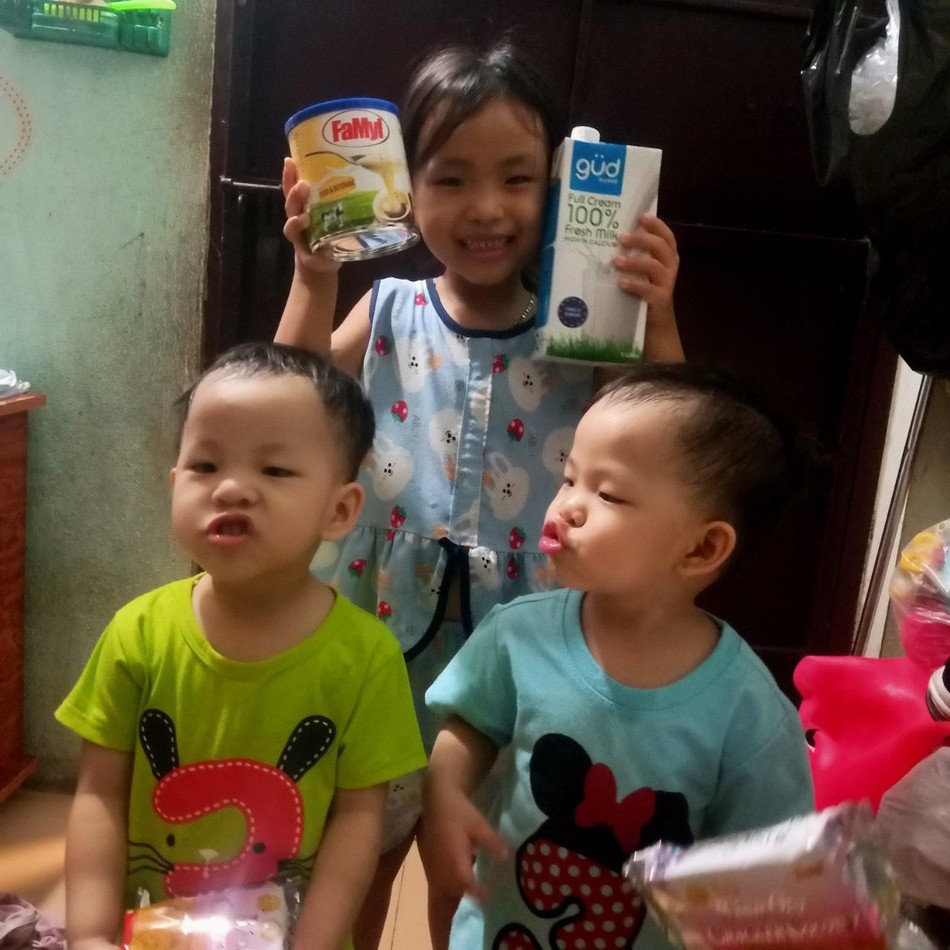 Em vui có quà Em vui có quà