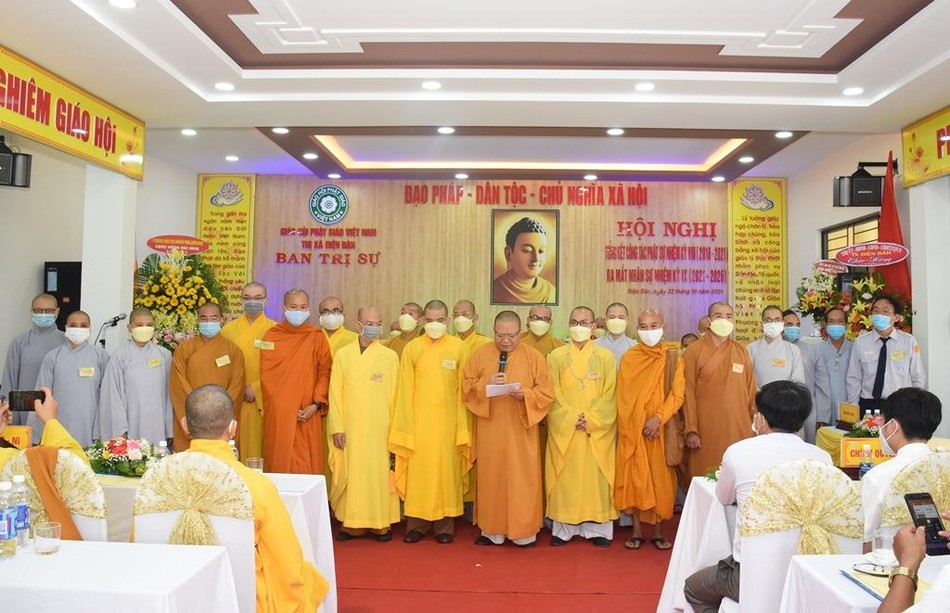Tân Ban Trị sự Phật giáo thị xã Điện Bàn nhiệm kỳ IX (2021-2026) ra mắt và phát biểu nhận nhiệm vụ Tân Ban Trị sự Phật giáo thị xã Điện Bàn nhiệm kỳ IX (2021-2026) ra mắt và phát biểu nhận nhiệm vụ