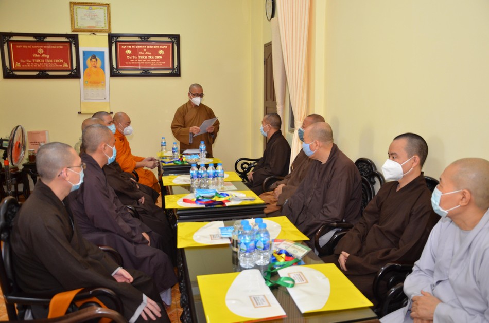 Quang cảnh buổi họp