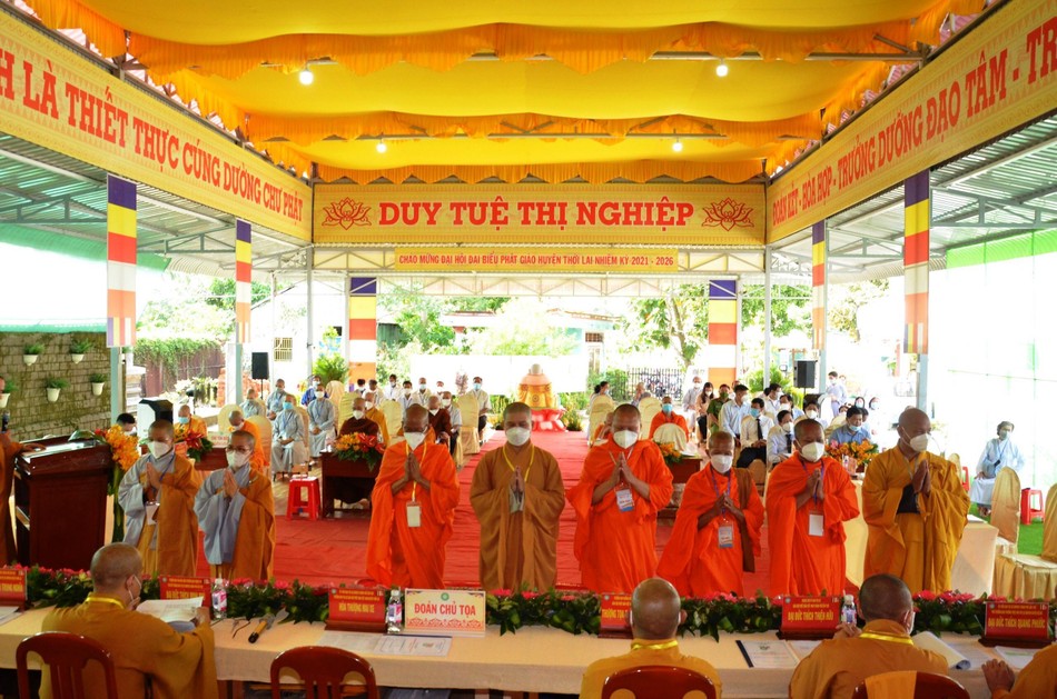 Tân Ban Trị sự Phật giáo huyện Thới Lai nhiệm kỳ 2021-2026 ra mắt đại hội