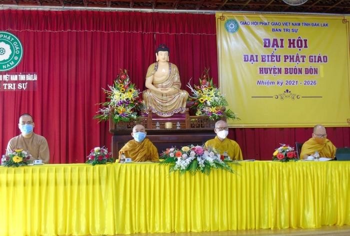 Chư tôn đức Ban Chứng minh Đại hội đại biểu Phật giáo huyện Buôn Đôn, nhiệm kỳ 2021-206 tại điểm cầu Hội trường Ban Trị sự Phật giáo tỉnh Đắk Lắk, chùa sắc tứ Khải Đoan Chư tôn đức Ban Chứng minh Đại hội đại biểu Phật giáo huyện Buôn Đôn, nhiệm kỳ 2021-206 tại điểm cầu Hội trường Ban Trị sự Phật giáo tỉnh Đắk Lắk, chùa sắc tứ Khải Đoan