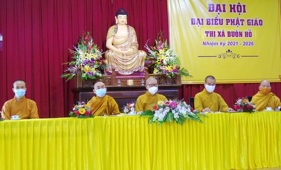 Chư tôn đức Chứng minh ở điểm cầu Ban Trị sự Phật giáo tỉnh Đắk Lắk Chư tôn đức Chứng minh ở điểm cầu Ban Trị sự Phật giáo tỉnh Đắk Lắk