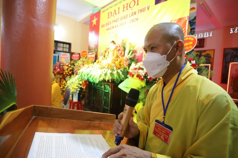 Đại đức Thích Huệ Minh báo cáo công tác Phật sự nhiệm kỳ 2016-2021 và dự thảo phương hướng hoạt động Phật sự nhiệm kỳ 2021-2026 Đại đức Thích Huệ Minh báo cáo công tác Phật sự nhiệm kỳ 2016-2021 và dự thảo phương hướng hoạt động Phật sự nhiệm kỳ 2021-2026