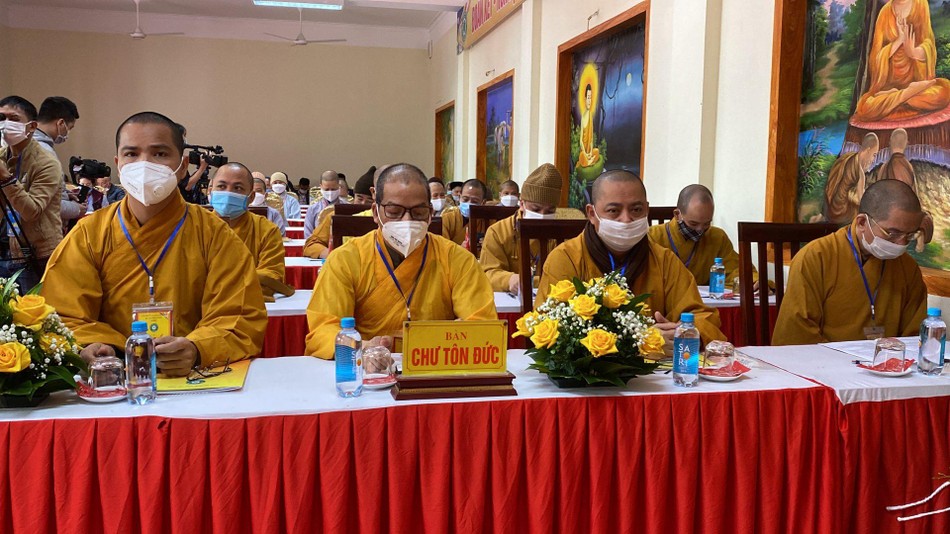 Chư tôn đức tham dự đại hội