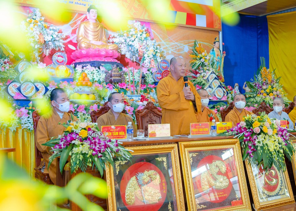 Đại đức Thích Tâm Định phát biểu Đại đức Thích Tâm Định phát biểu