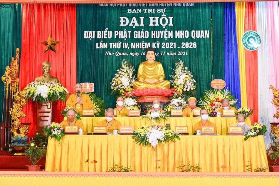 Chư tôn đức Chứng minh, Chủ tịch đoàn điều hành đại hội - Ảnh: Chùa Hồng Ân Chư tôn đức Chứng minh, Chủ tịch đoàn điều hành đại hội - Ảnh: Chùa Hồng Ân