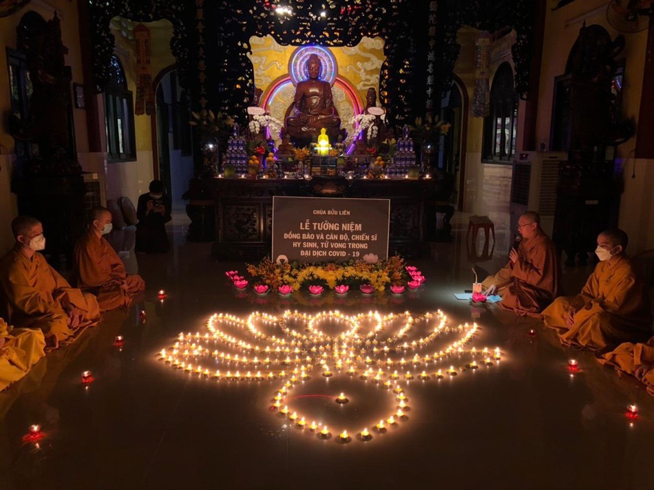 Lễ tưởng niệm tại chùa Bửu Liên
