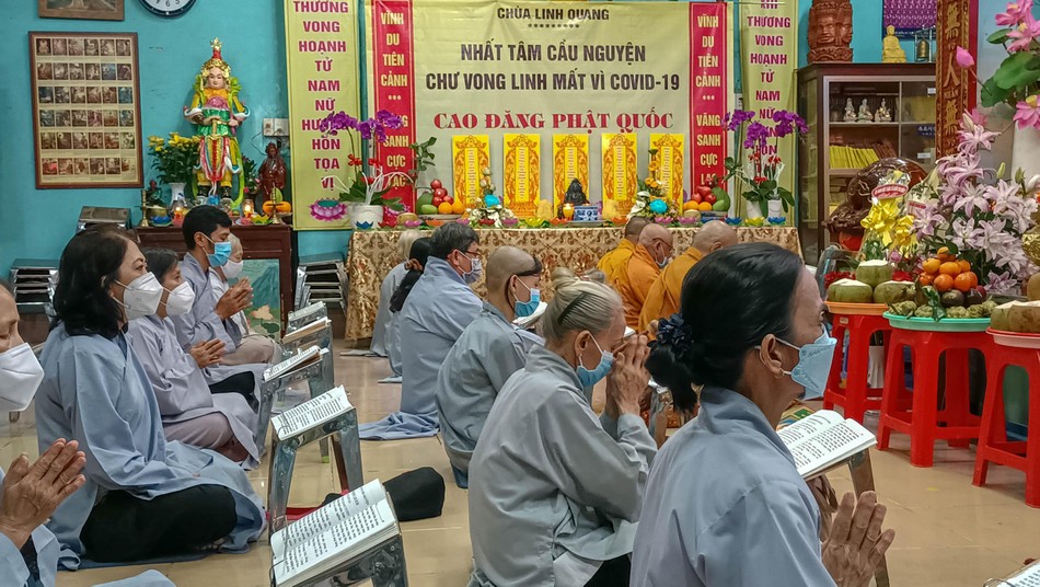 Thời kinh cầu siêu Thời kinh cầu siêu