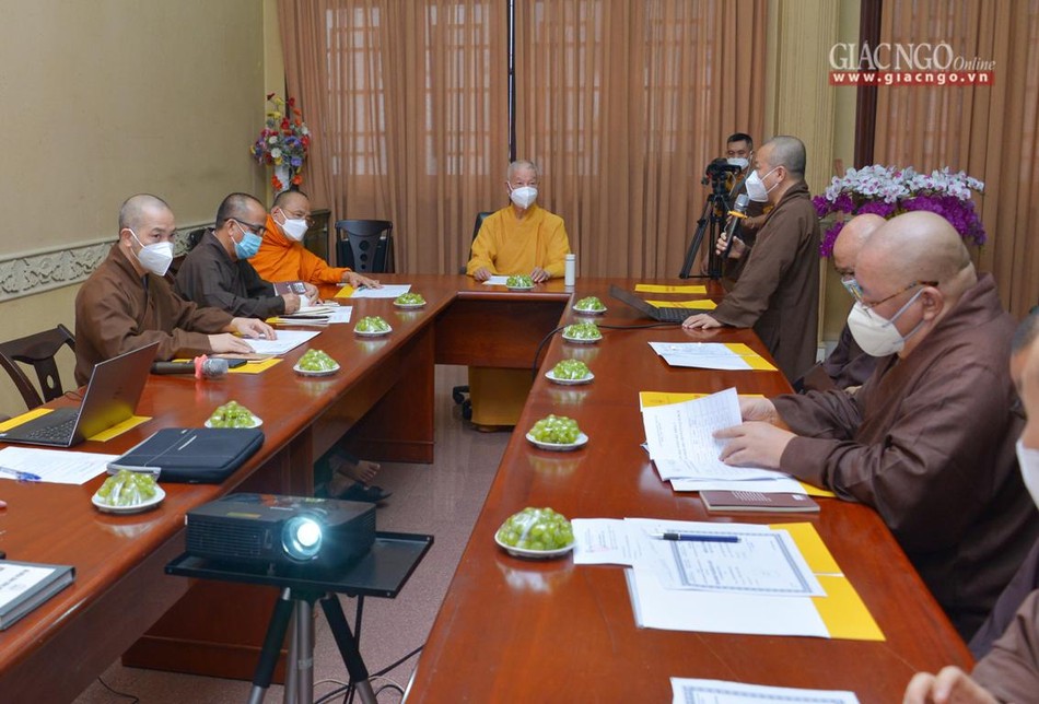 Quang cảnh phiên họp định kỳ của Hội đồng Điều hành Học viện Phật giáo VN tại TP.HCM, vào chiều 26-11 Quang cảnh phiên họp định kỳ của Hội đồng Điều hành Học viện Phật giáo VN tại TP.HCM, vào chiều 26-11
