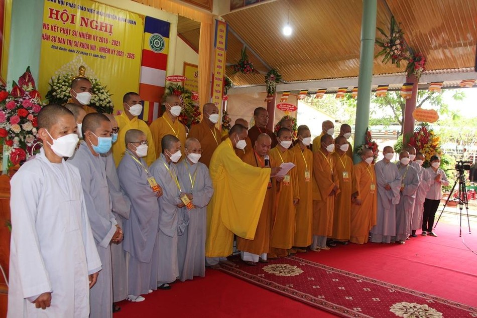 Tân Ban Trị sự Phật giáo huyện Định Quán ra mắt hội nghị và phát biểu nhận nhiệm vụ Tân Ban Trị sự Phật giáo huyện Định Quán ra mắt hội nghị và phát biểu nhận nhiệm vụ