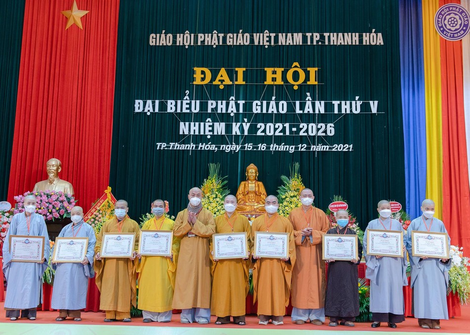 Tập thể, cá nhân nhận Bằng tuyên dương công đức Tập thể, cá nhân nhận Bằng tuyên dương công đức