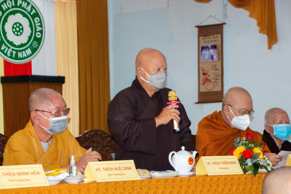 Hòa thượng Thích Thiện Minh, chủ trì phiên họp phát biểu khai mạc Hòa thượng Thích Thiện Minh, chủ trì phiên họp phát biểu khai mạc