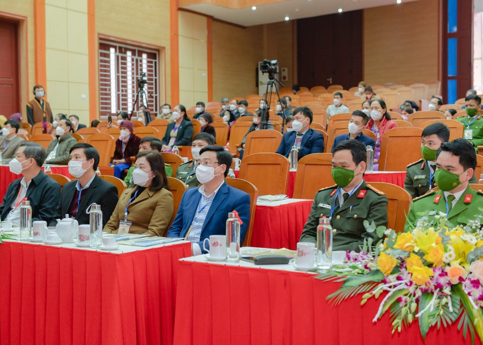 Đại biểu chính quyền các cấp tham dự đại hội