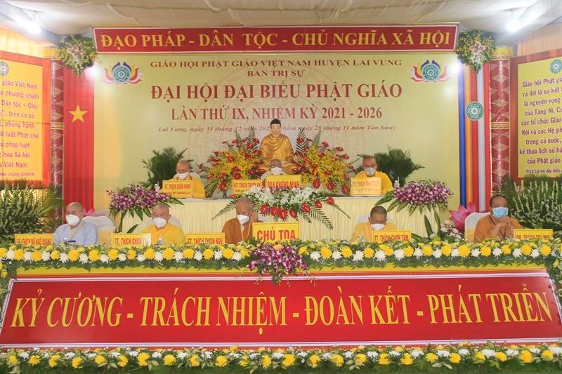 Ban chứng minh, chủ tọa đoàn đại hội