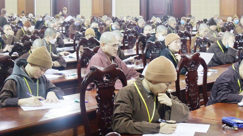 Sáng nay, 5-1, các Tăng Ni sinh bắt đầu với môn thi Lịch sử Phật giáo Sáng nay, 5-1, các Tăng Ni sinh bắt đầu với môn thi Lịch sử Phật giáo