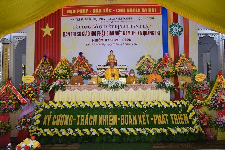 Hòa thượng Thích Thiện Tấn ban đạo từ