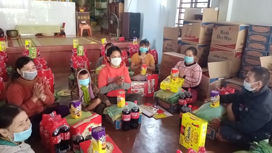 San sẻ yêu thương San sẻ yêu thương