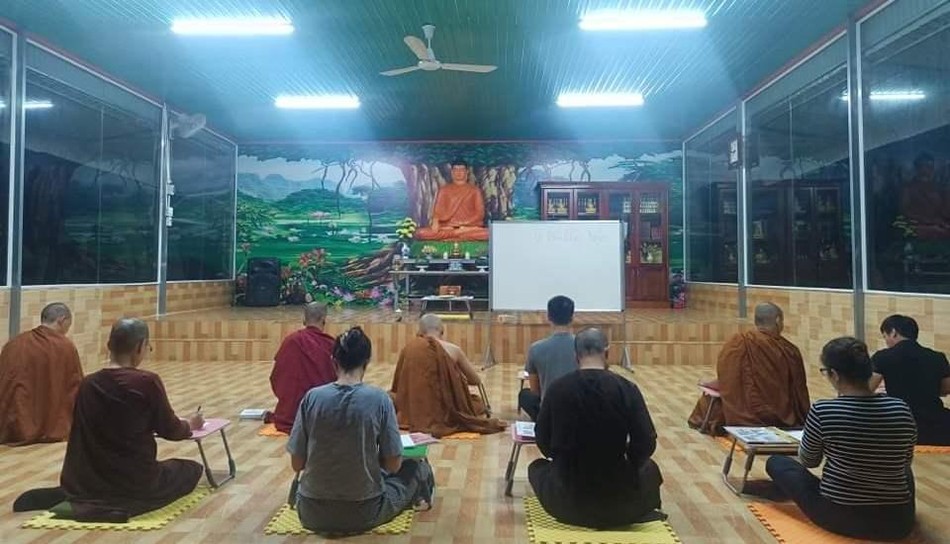 Lớp học gia giáo tại thiền viện Lâm Tuyền Lớp học gia giáo tại thiền viện Lâm Tuyền