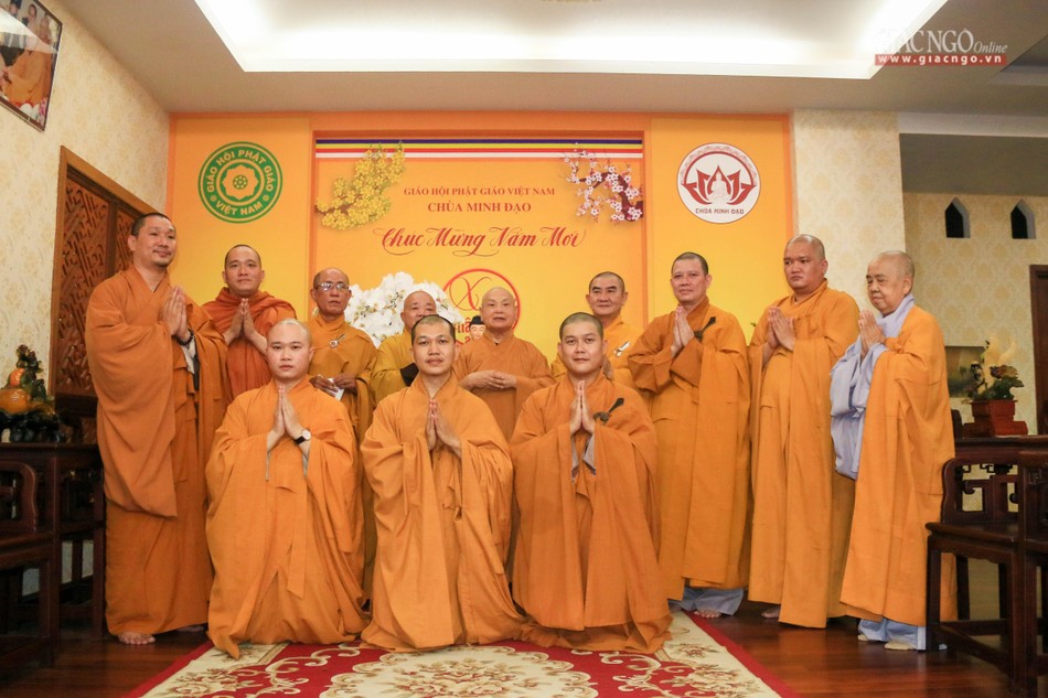 Thường trực Ban Trị sự Phật giáo TP.Thủ Đức đảnh lễ, vấn an sức khỏe Hòa thượng Thích Thiện Nhơn, Chủ tịch Hội đồng Trị sự GHPGVN