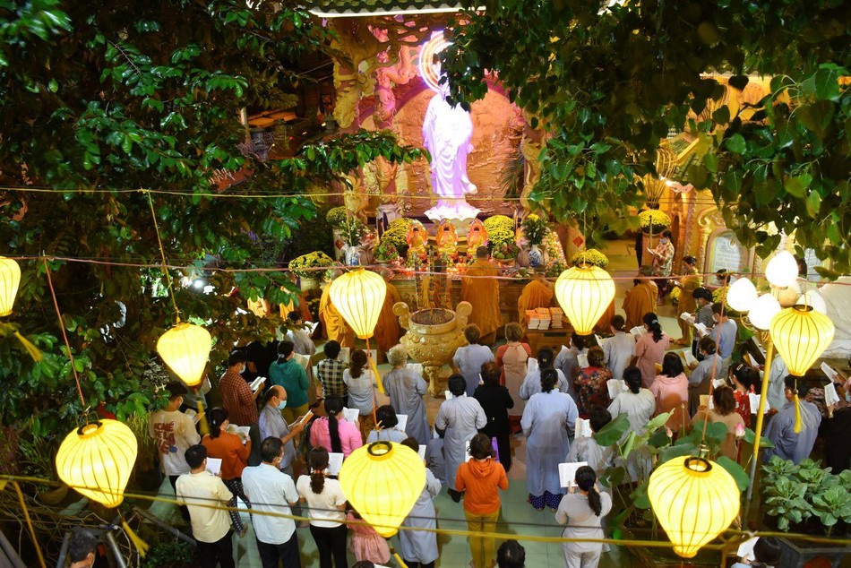 Quang cảnh buổi lễ Quang cảnh buổi lễ