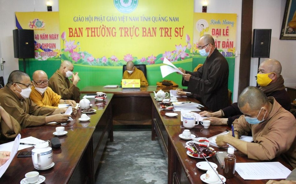 Thượng tọa Thích Viên Trừng thông qua các văn bản của Trung ương Giáo hội Thượng tọa Thích Viên Trừng thông qua các văn bản của Trung ương Giáo hội