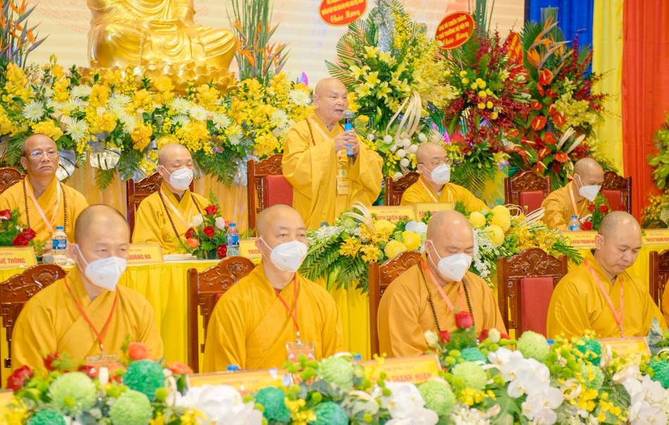 Hòa thượng Thích Thiện Nhơn ban đạo từ Hòa thượng Thích Thiện Nhơn ban đạo từ