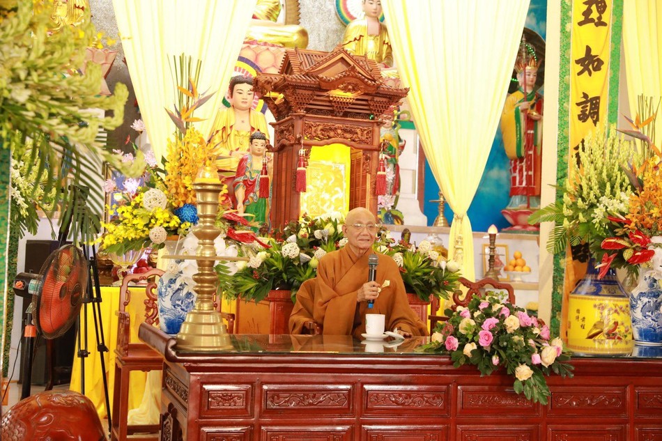 Hòa thượng Thích Minh Thông khai đạo cho toàn thể giới tử Hòa thượng Thích Minh Thông khai đạo cho toàn thể giới tử