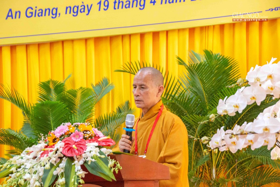 Hòa thượng Thích Thiện Thống phát biểu khai mạc Hòa thượng Thích Thiện Thống phát biểu khai mạc