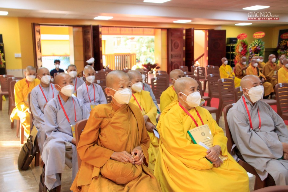 Chư Ni có mặt trong phiên đại hội trù bị Chư Ni có mặt trong phiên đại hội trù bị