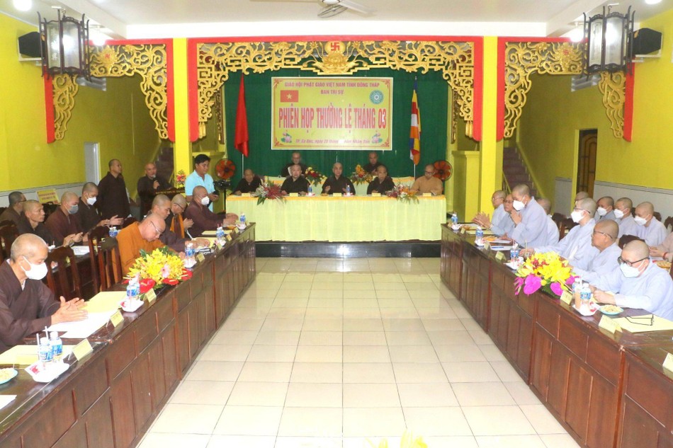 Quang cảnh phiên họp