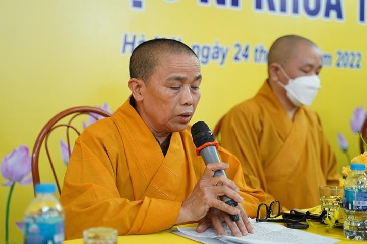 Hòa thượng Thích Thanh Chính ban đạo từ