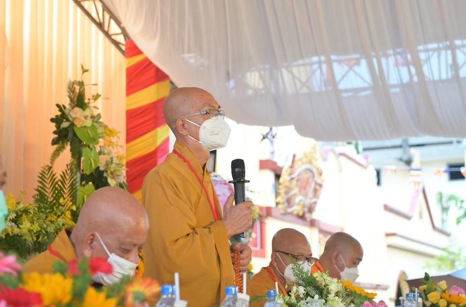 Hòa thượng Thích Nhựt Tấn ban đạo từ Hòa thượng Thích Nhựt Tấn ban đạo từ