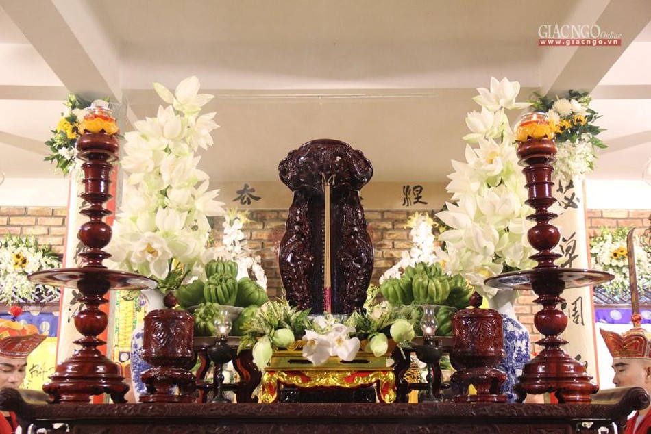 Long vị Trưởng lão Hòa thượng