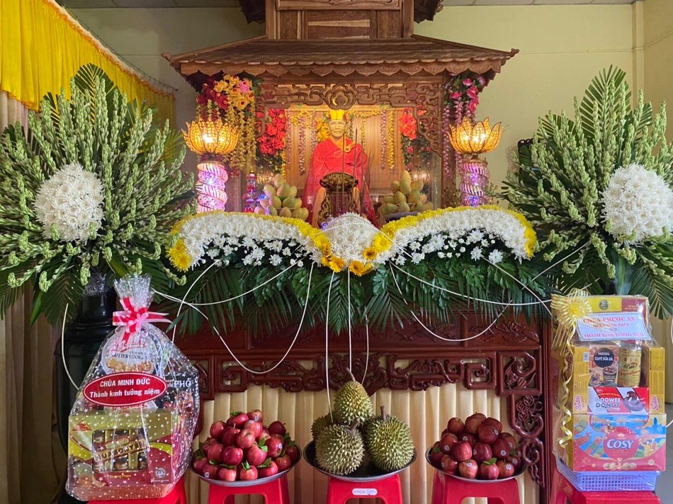 Giác linh đường cố Hòa thượng Thích Thiện Thành Giác linh đường cố Hòa thượng Thích Thiện Thành