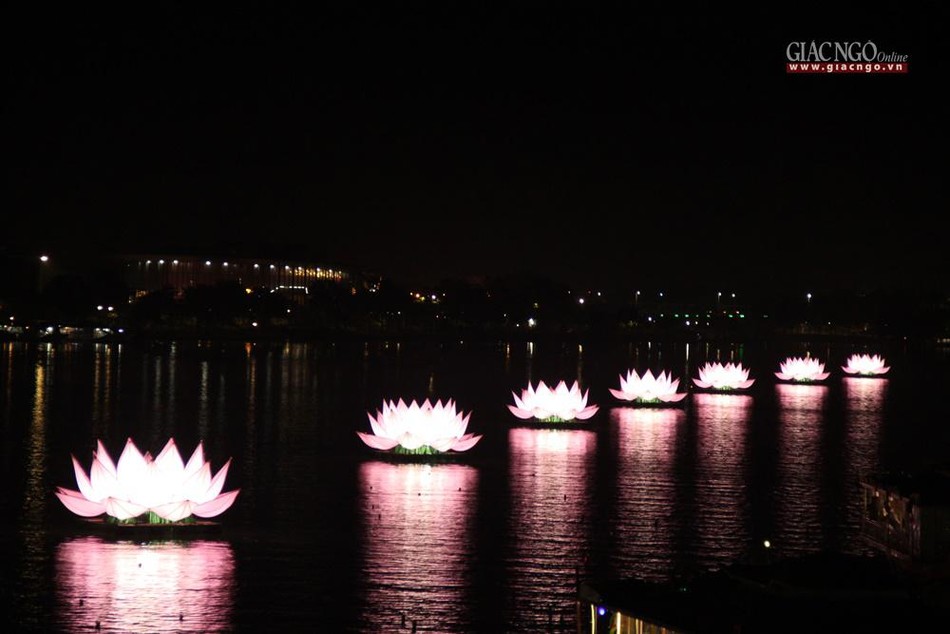 Lung linh, huyền ảo