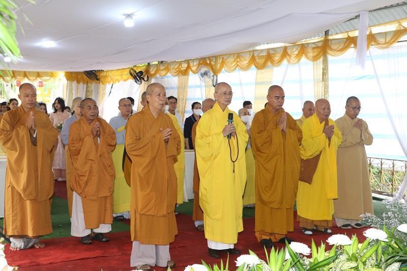 Niệm Phật cầu gia hộ