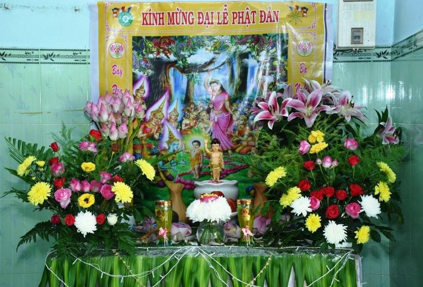"Thiên thượng thiên hạ, duy ngã độc tôn" "Thiên thượng thiên hạ, duy ngã độc tôn"