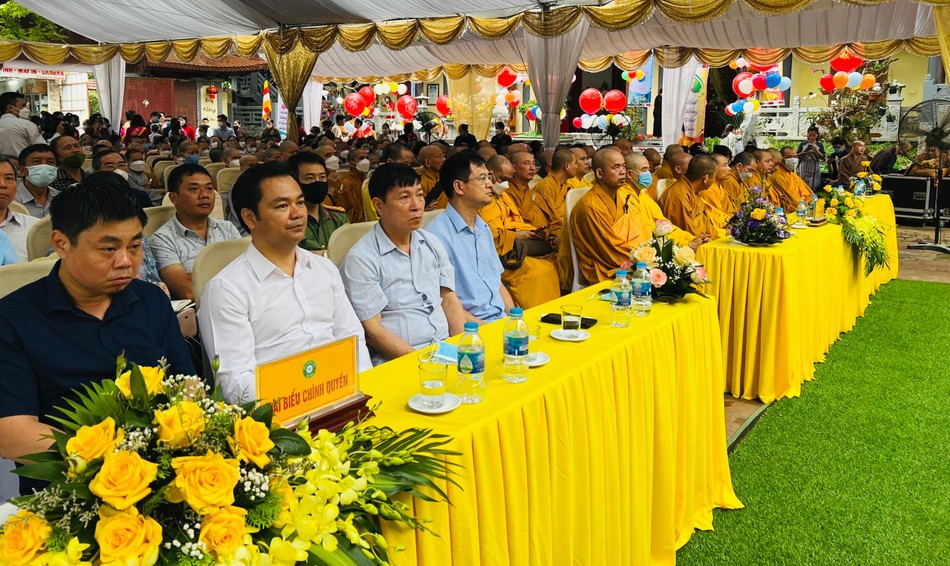 Đại biểu chính quyền