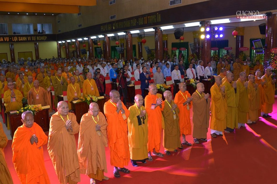 Niệm Phật cầu gia hộ