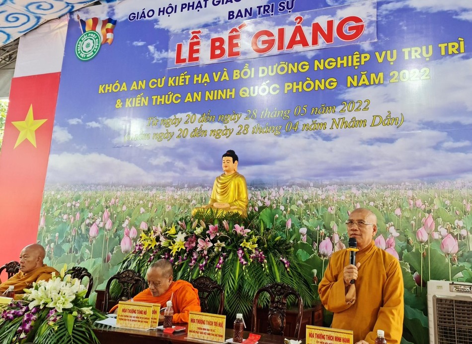 Hòa thượng Thích Minh Hạnh phát biểu bế mạc