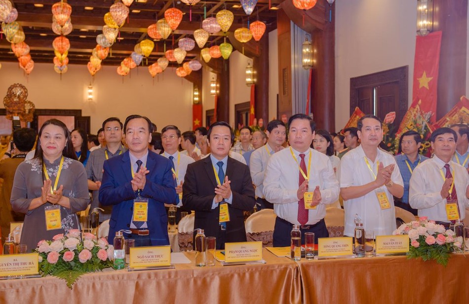 Đại biểu chính quyền tham dự đại hội Đại biểu chính quyền tham dự đại hội